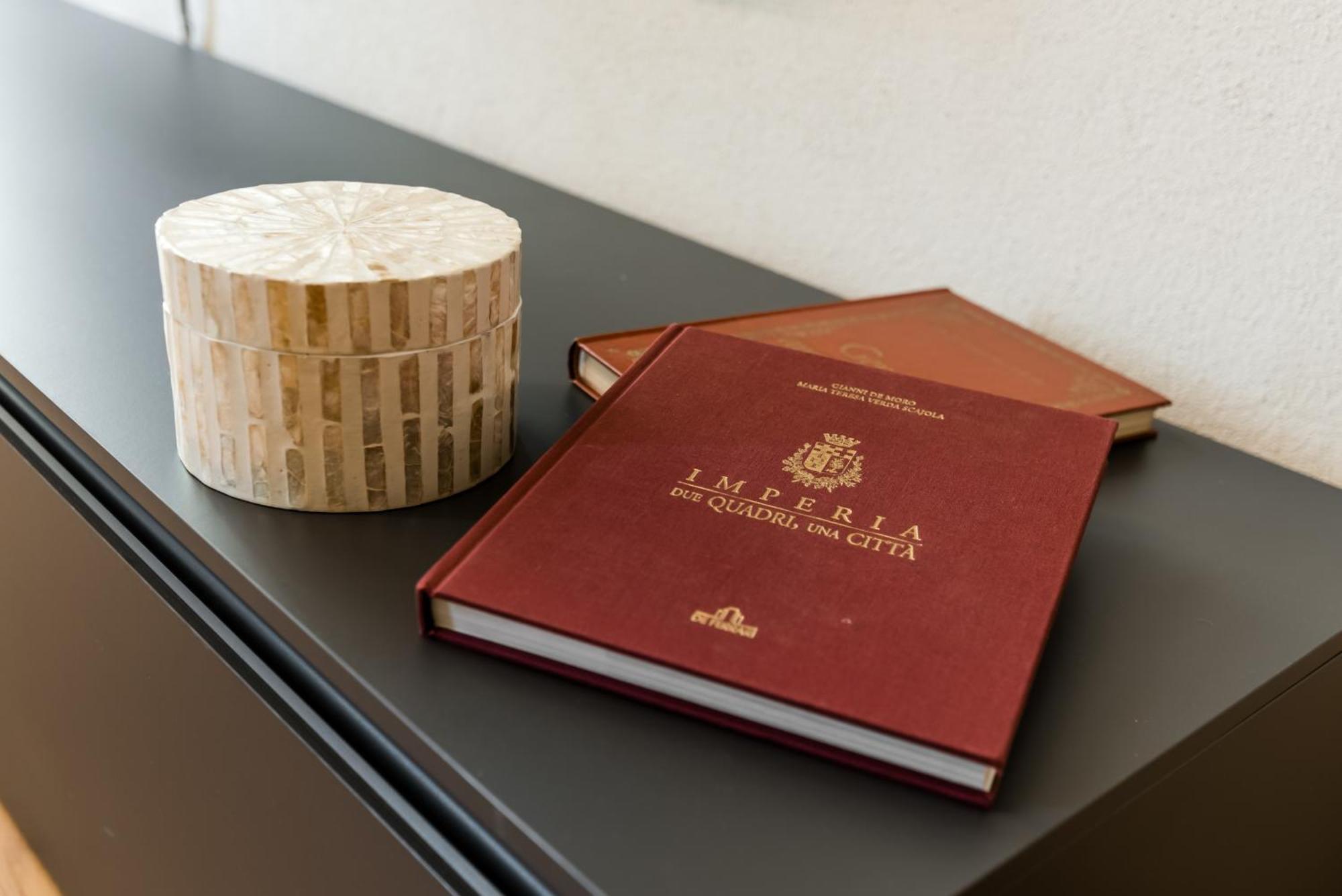 Imperial Luxury And Historical Frescoes In San Giorgio Appartamento *
